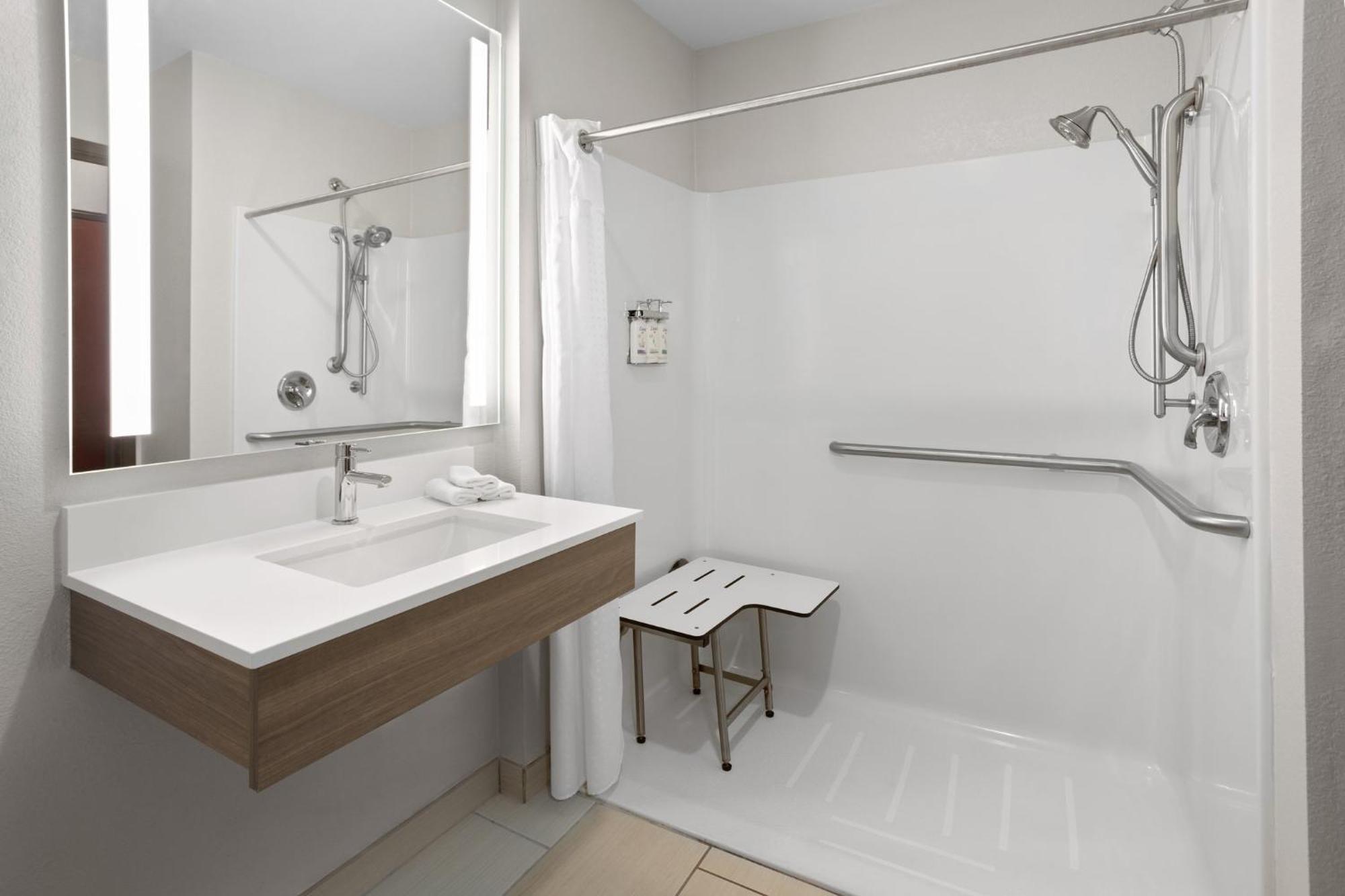 Holiday Inn Express Hotel & Suites Acme-Traverse City By Ihg Eksteriør billede