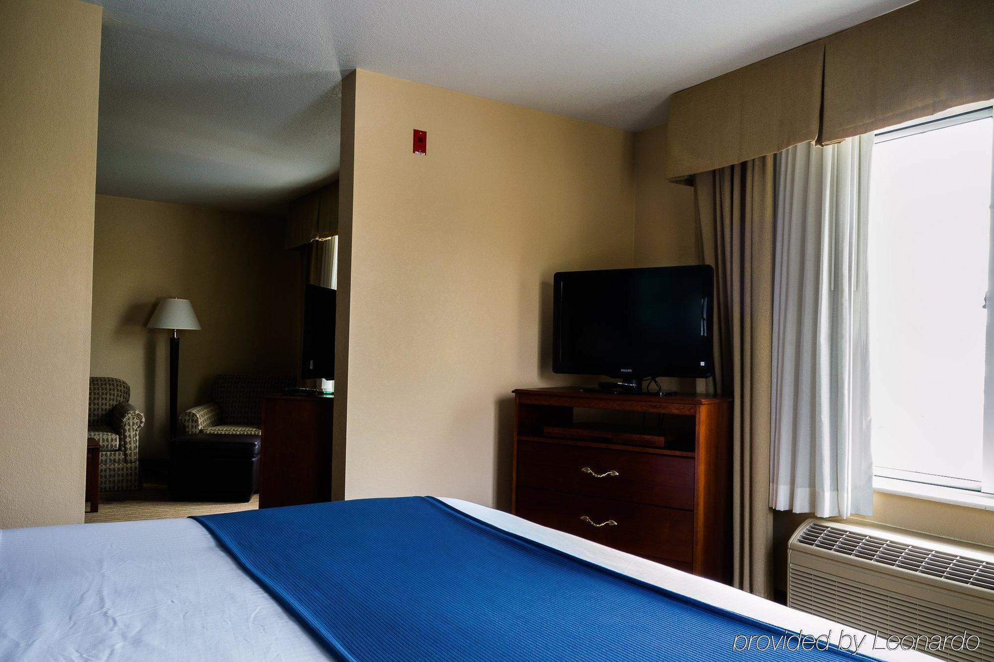 Holiday Inn Express Hotel & Suites Acme-Traverse City By Ihg Eksteriør billede